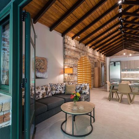 Casa Leone, Cosy Apartment Overlooking The Square Spílion المظهر الخارجي الصورة