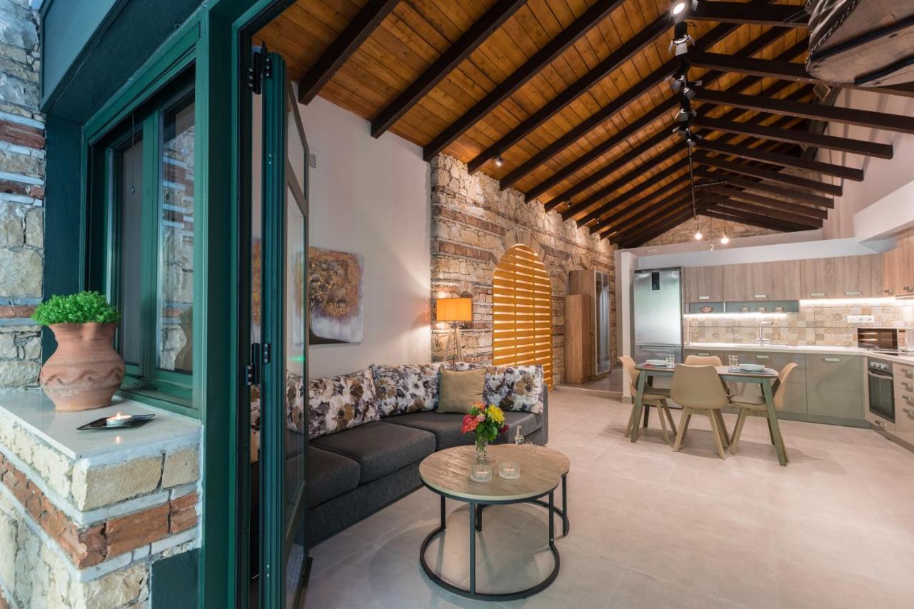 Casa Leone, Cosy Apartment Overlooking The Square Spílion المظهر الخارجي الصورة